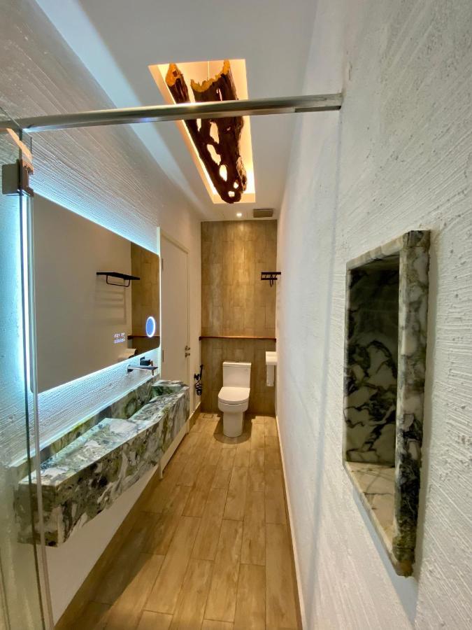 Ikiru 18 Private Saltwater Pool Villa, 3 Ensuite Br, Outdoor Bbq, 5 Mins To Beach Pantai Cenang  Exteriör bild