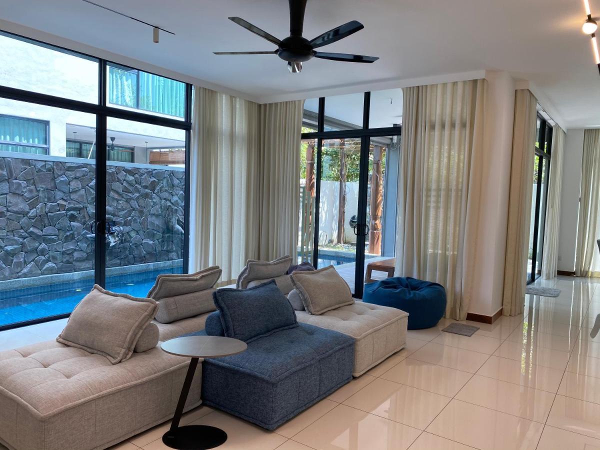 Ikiru 18 Private Saltwater Pool Villa, 3 Ensuite Br, Outdoor Bbq, 5 Mins To Beach Pantai Cenang  Exteriör bild